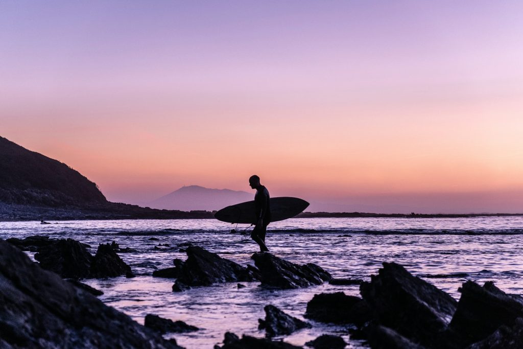 les 5 meilleurs spots de surf du pays Basque